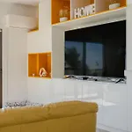 Luxury 2 Bedrooms Norton With Amazing Views In 公寓