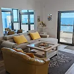 Luxury 2 Bedrooms Norton With Amazing Views In 公寓 *