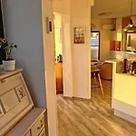 Luxury 2 Bedrooms Norton With Amazing Views In 公寓 *