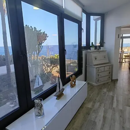 Atlantic View Deluxe, Luxury 2 Bedrooms Norton With Amazing Views In Costa del Silencio