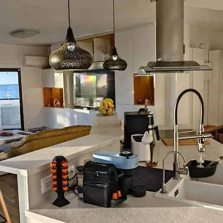 Atlantic View Deluxe, Luxury 2 Bedrooms Norton With Amazing Views In Apartamento